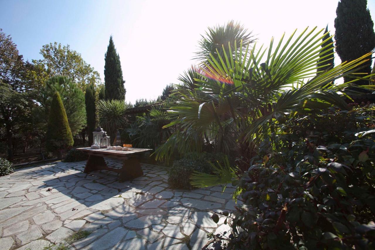 Villa Elena Peraía Exteriör bild