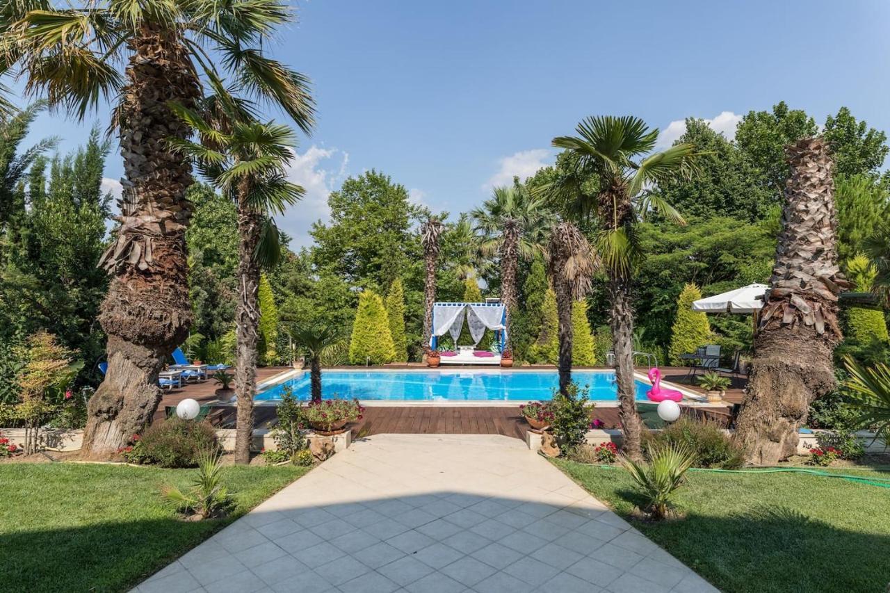 Villa Elena Peraía Exteriör bild
