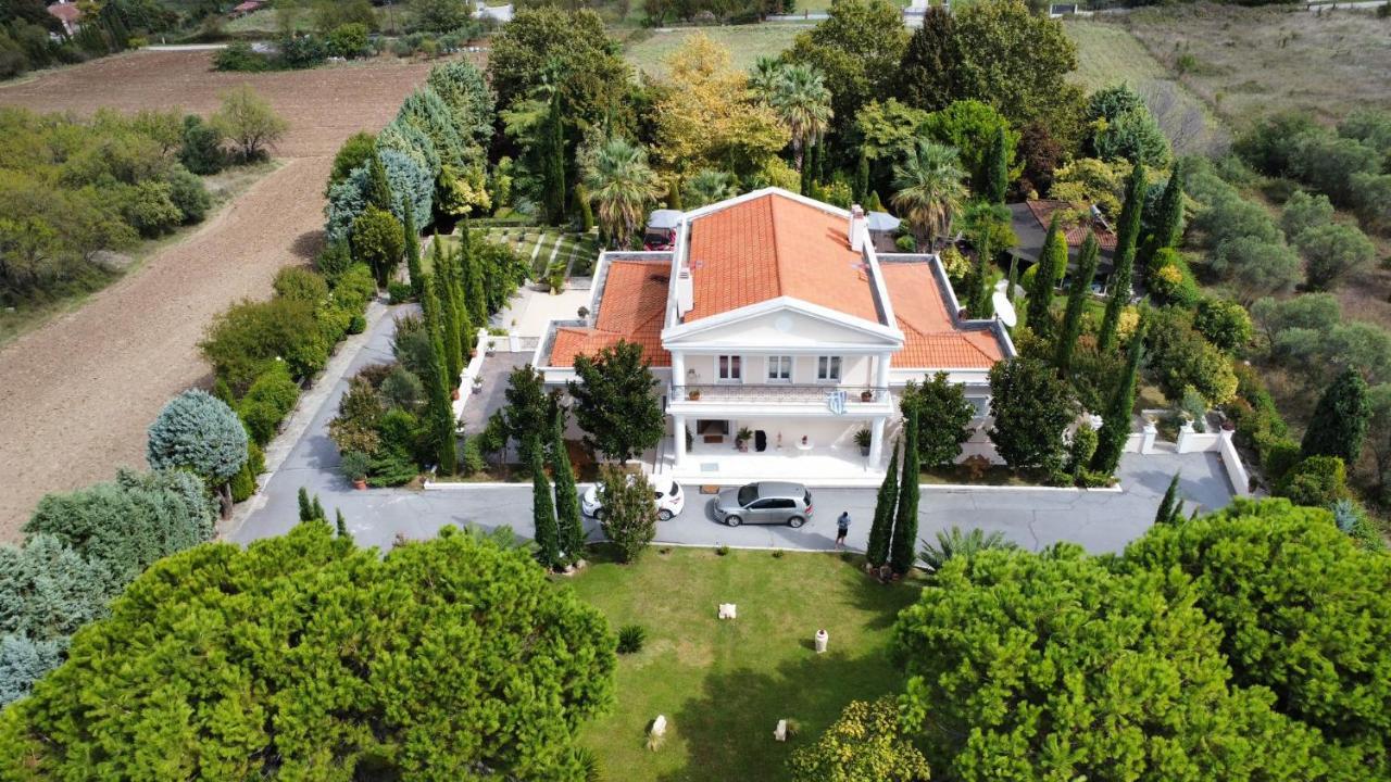 Villa Elena Peraía Exteriör bild